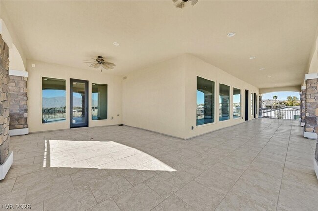Building Photo - 5790 Aspen Falls Cir