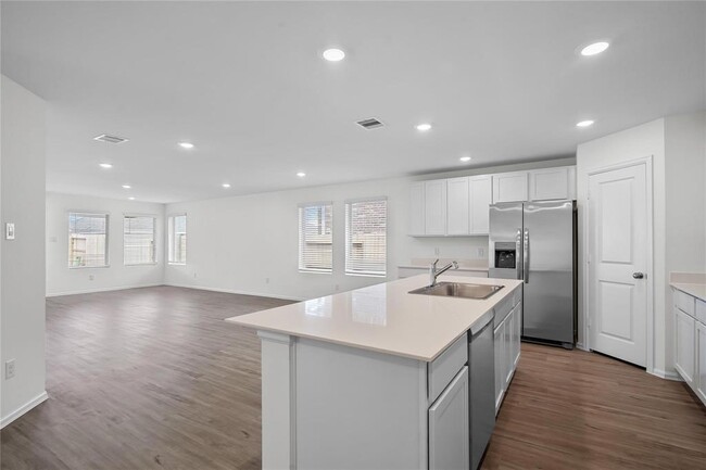 Building Photo - 5111 Sunvalley Bend Dr