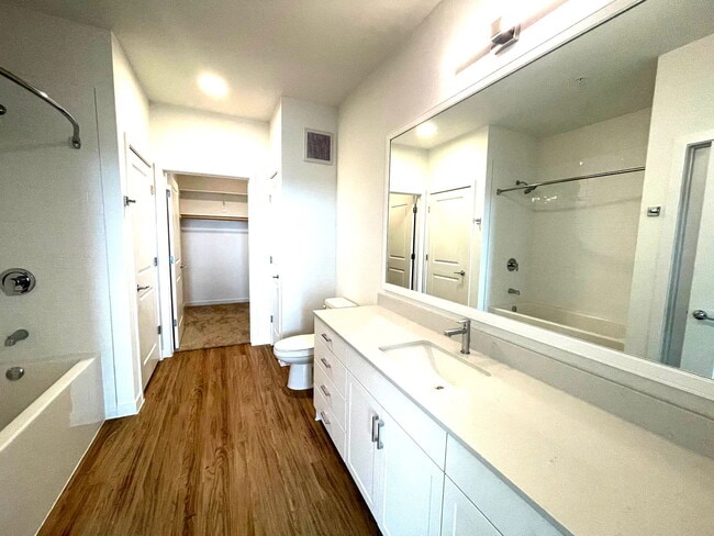 Building Photo - 1201 Wolf Cyn Rd