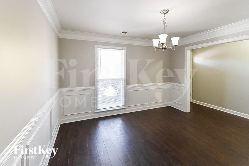 Building Photo - 8690 River Mill Cove