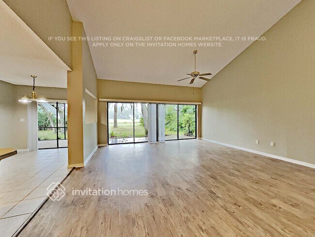 Building Photo - 6239 Greenwich Dr