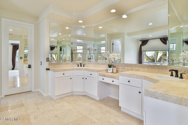 Building Photo - 13790 Stagecoach Trail