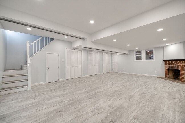 Building Photo - Storybook Tudor New Renovated | Two Full Kitchens | Full Finished Basement