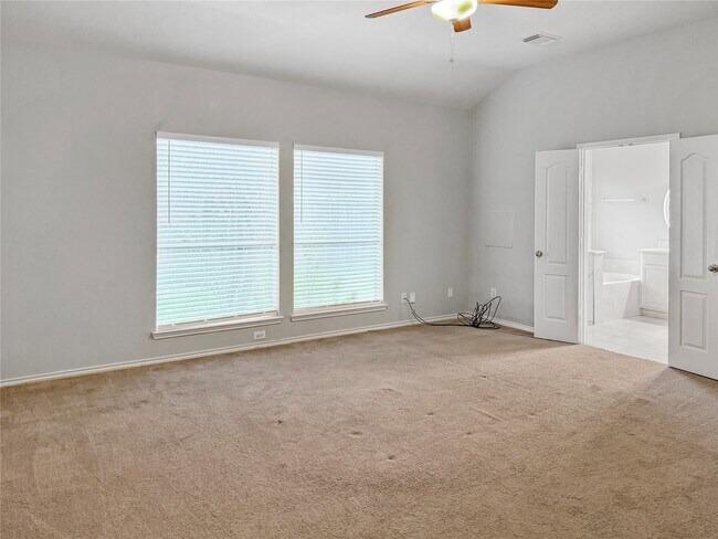 Building Photo - 3402 Pebble Beach Ln