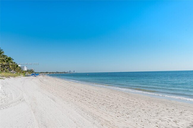 Building Photo - 613 Ocean Dr