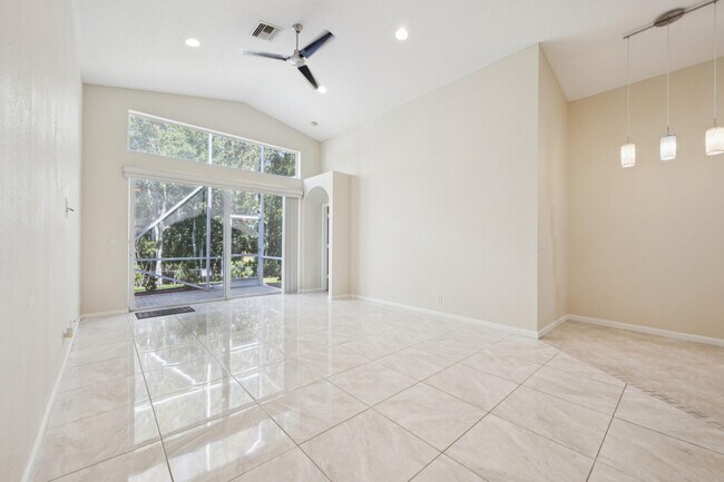 Building Photo - 5780 Saddle Trail Ln