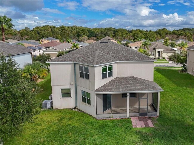 Building Photo - 1527 Angler Avenue