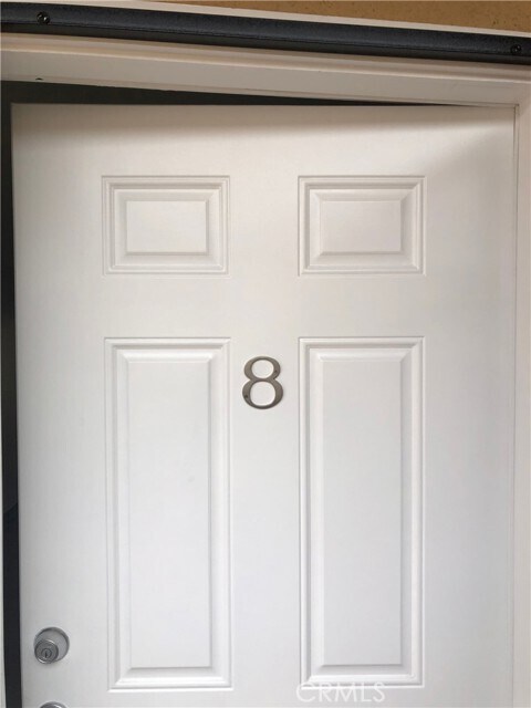 Building Photo - 1108 W 110th St