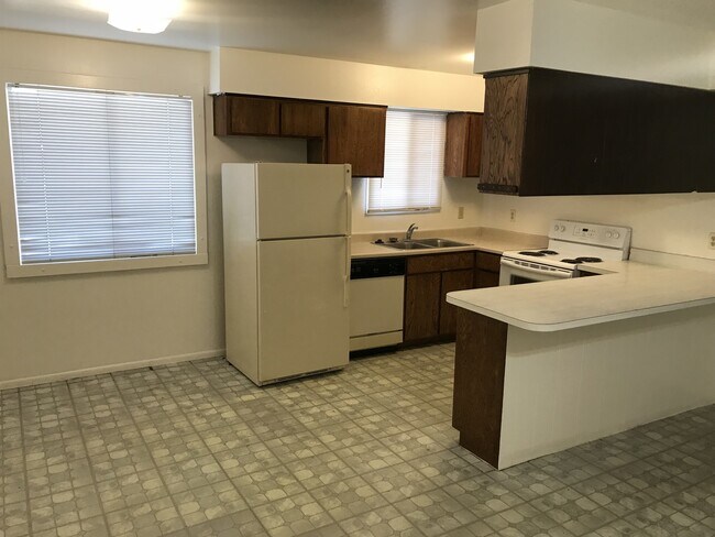 Building Photo - Tempe 3 Bed, 2 Bath Single Story in Cul de...