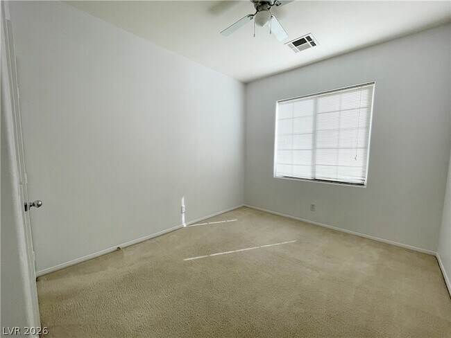 Building Photo - 10519 Allegrini Dr