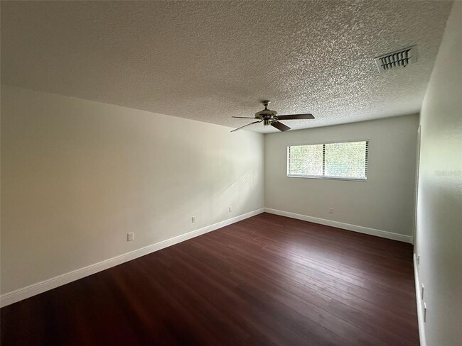 Building Photo - 4416 Summer Oak Dr