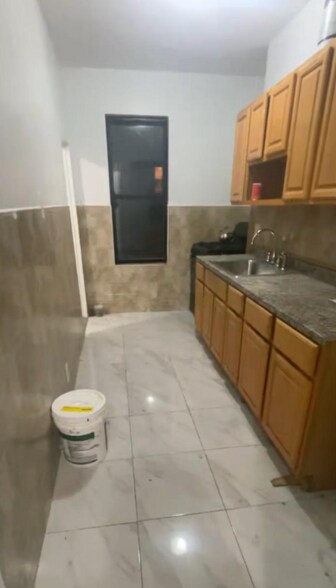 Building Photo - 1430 Flatbush Ave