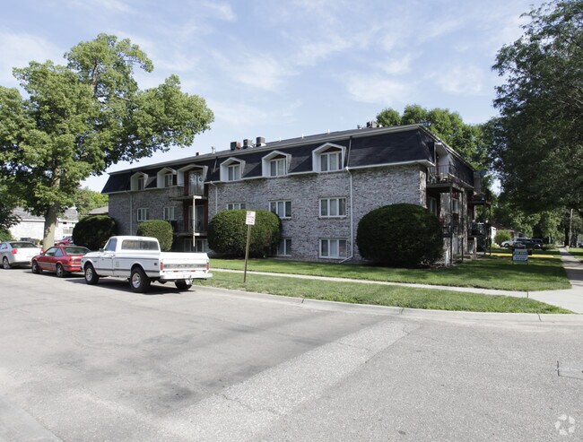 Primary Photo - 2901 North 56th Street