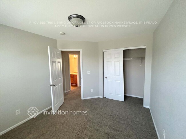 Building Photo - 4391 Mt Harvard St