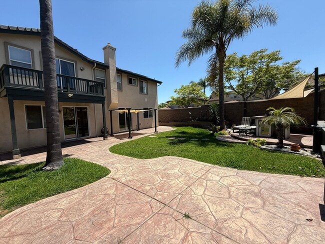 Building Photo - Luxury 5 Bedroom, 4.5 Bath Home in Otay Ra...