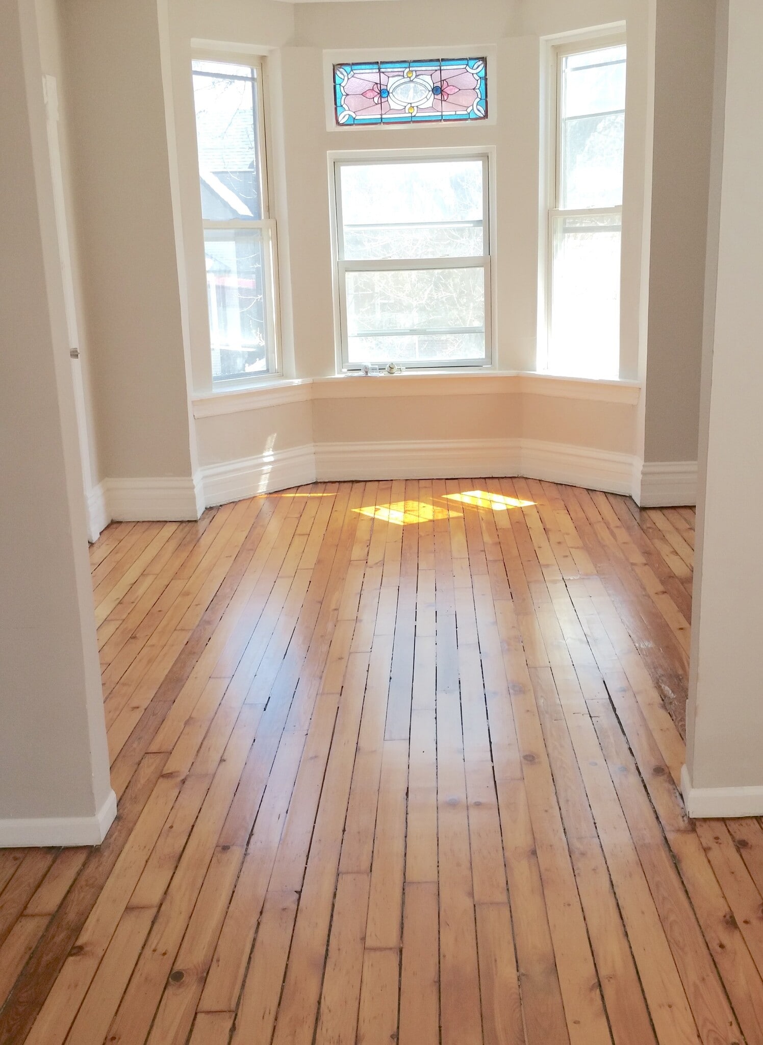 Living Room - 1740 N Spaulding Ave