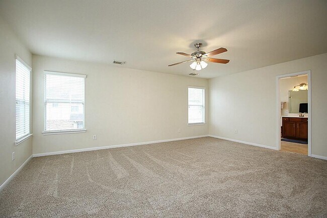 Building Photo - 29619 S Legends Bend Dr