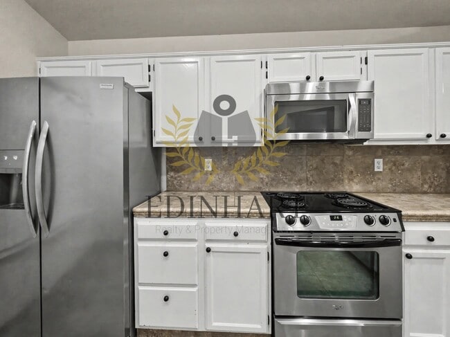 Building Photo - 2282 E Decatur Ave