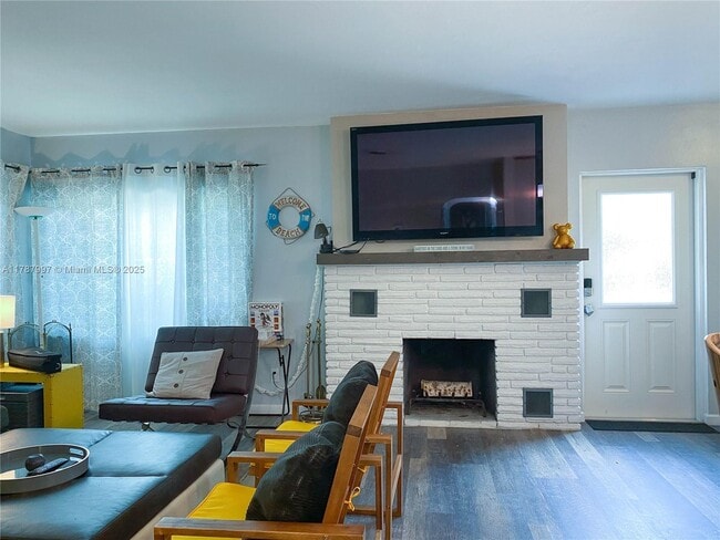 Building Photo - 2804 N Ocean Blvd