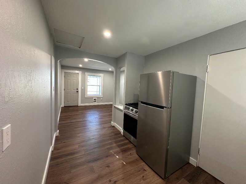 Building Photo - 2001 Biehn St