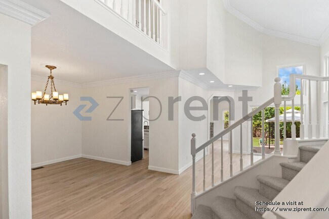 Building Photo - 2475 Canyon Lakes Dr