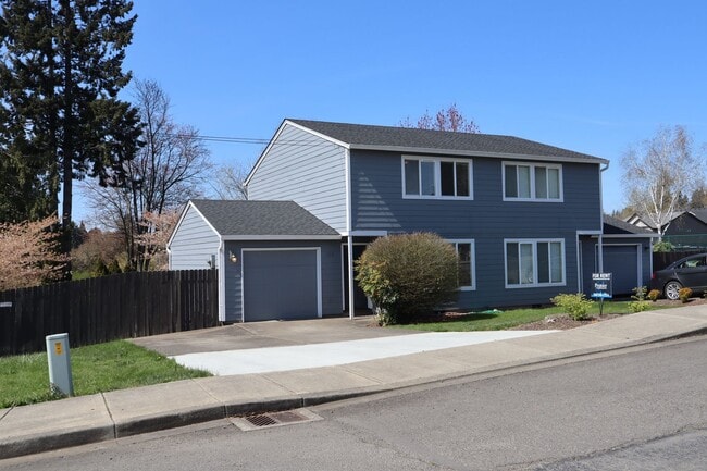 Primary Photo - 610 E Elm Ave