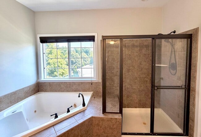Building Photo - 43219 Amberleigh Farm Dr