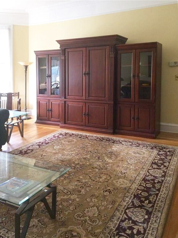 Building Photo - 45 Ayrault St