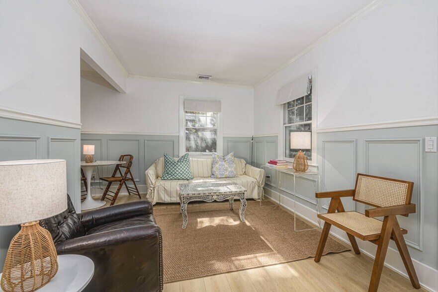 Building Photo - 48 Osborne Ave