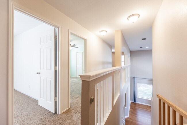 Building Photo - 14335 Pelican Marsh Dr