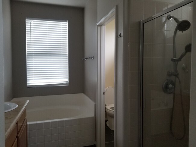 Building Photo - 12267 Chantrelle Dr