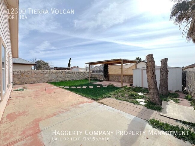 Building Photo - 12300 Tierra Volcan Ave