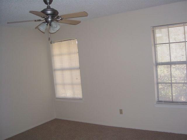 Building Photo - 8400 Jamestown Dr