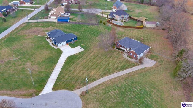 Building Photo - 45 Crosslin Ct