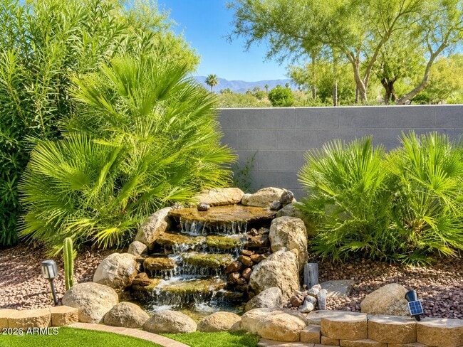 Building Photo - 15876 W Alpine Ridge Dr