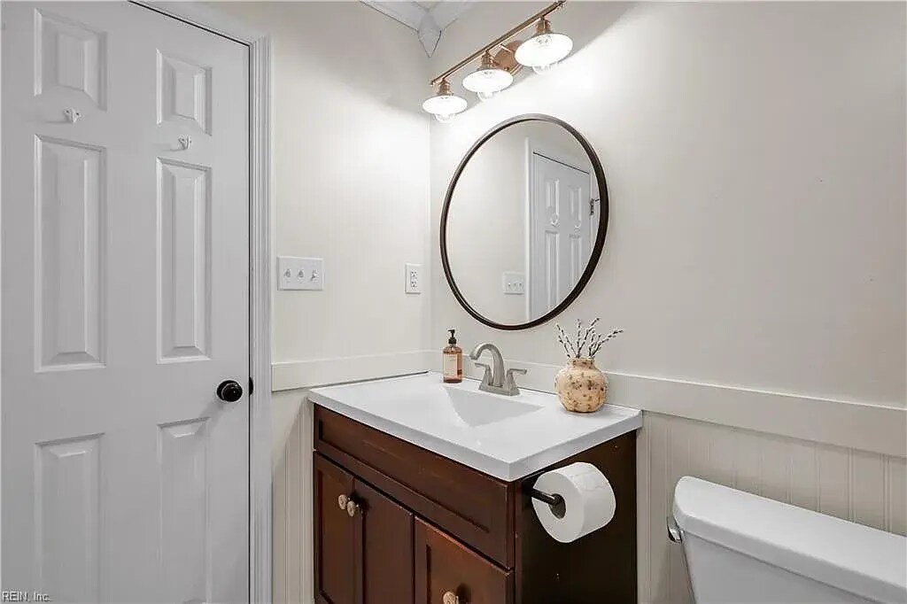 Building Photo - 4048 Bradshaw Dr