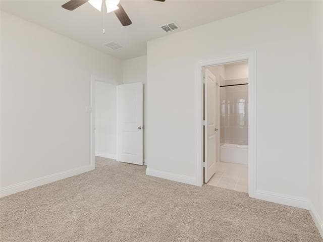 Building Photo - 1506 Lake District Dr