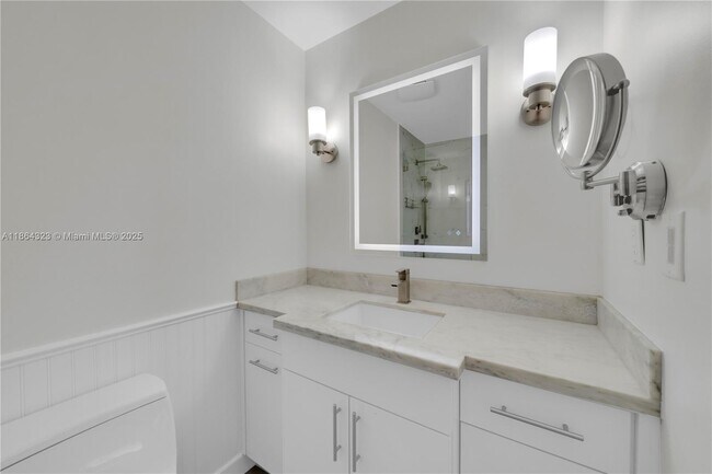 Building Photo - 13232 SW 52nd Terrace