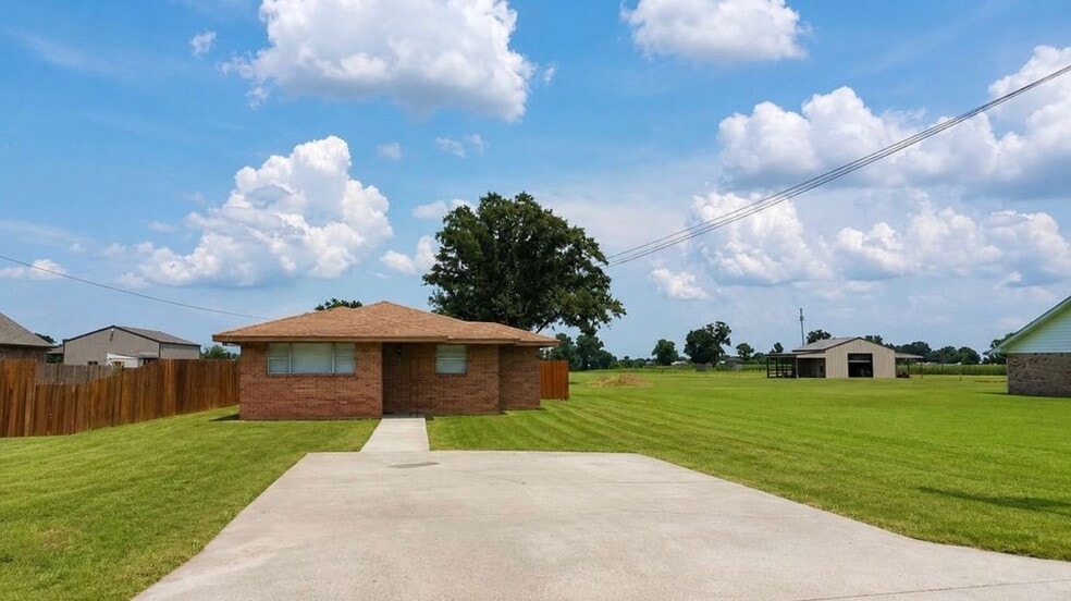 Building Photo - 32290 STATE HIGHWAY 642 Highway