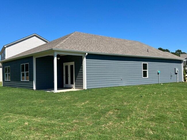 Building Photo - Newer 4BR / 2BA One-Level Home – Granite, Stainless Appliances, Large Backyard, Cul-de-Sac