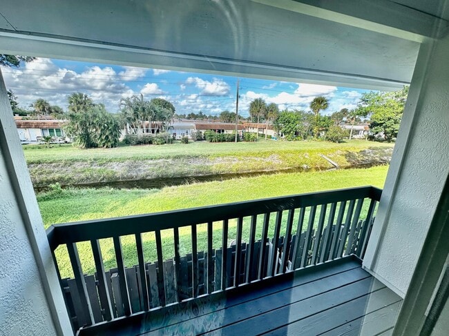 Building Photo - 5704 Channel Dr