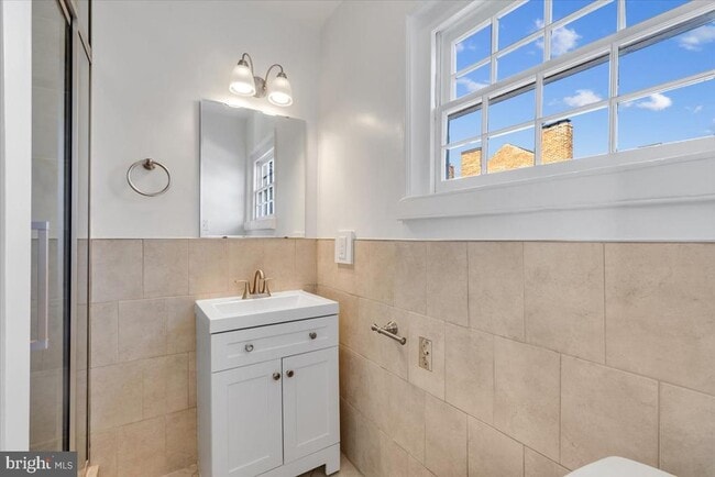 Building Photo - 215 Prince St