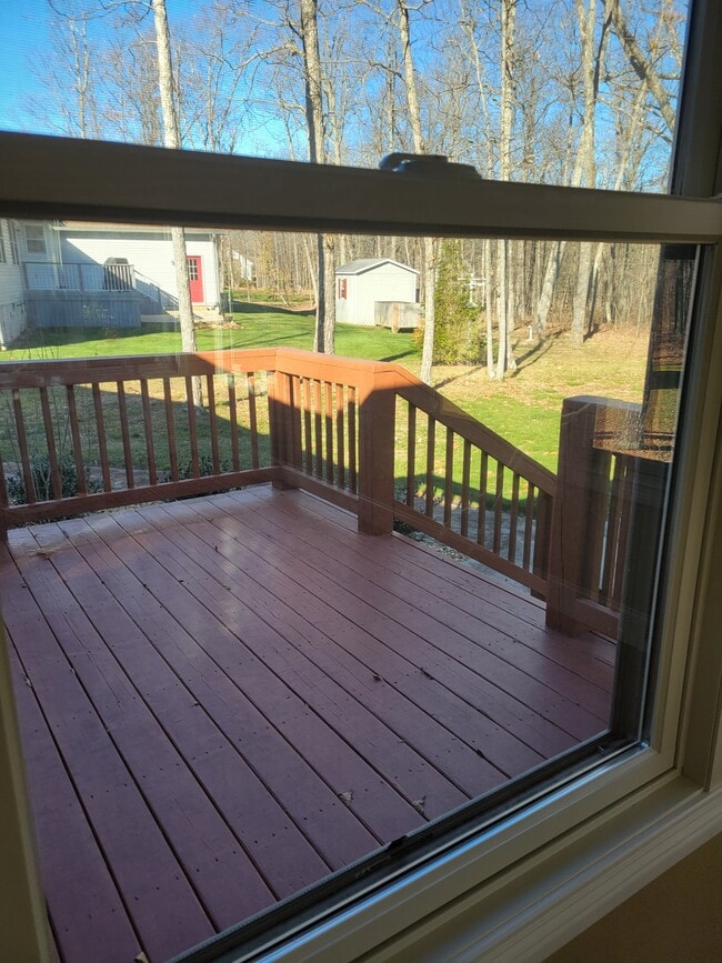 Building Photo - 544 Snead Dr