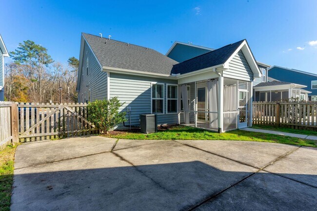 Building Photo - 3 Bedroom 2.5 Bath House in Boltons Landing - West Ashley
