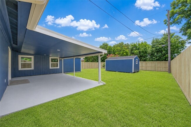 Building Photo - 3538 Truxton Dr