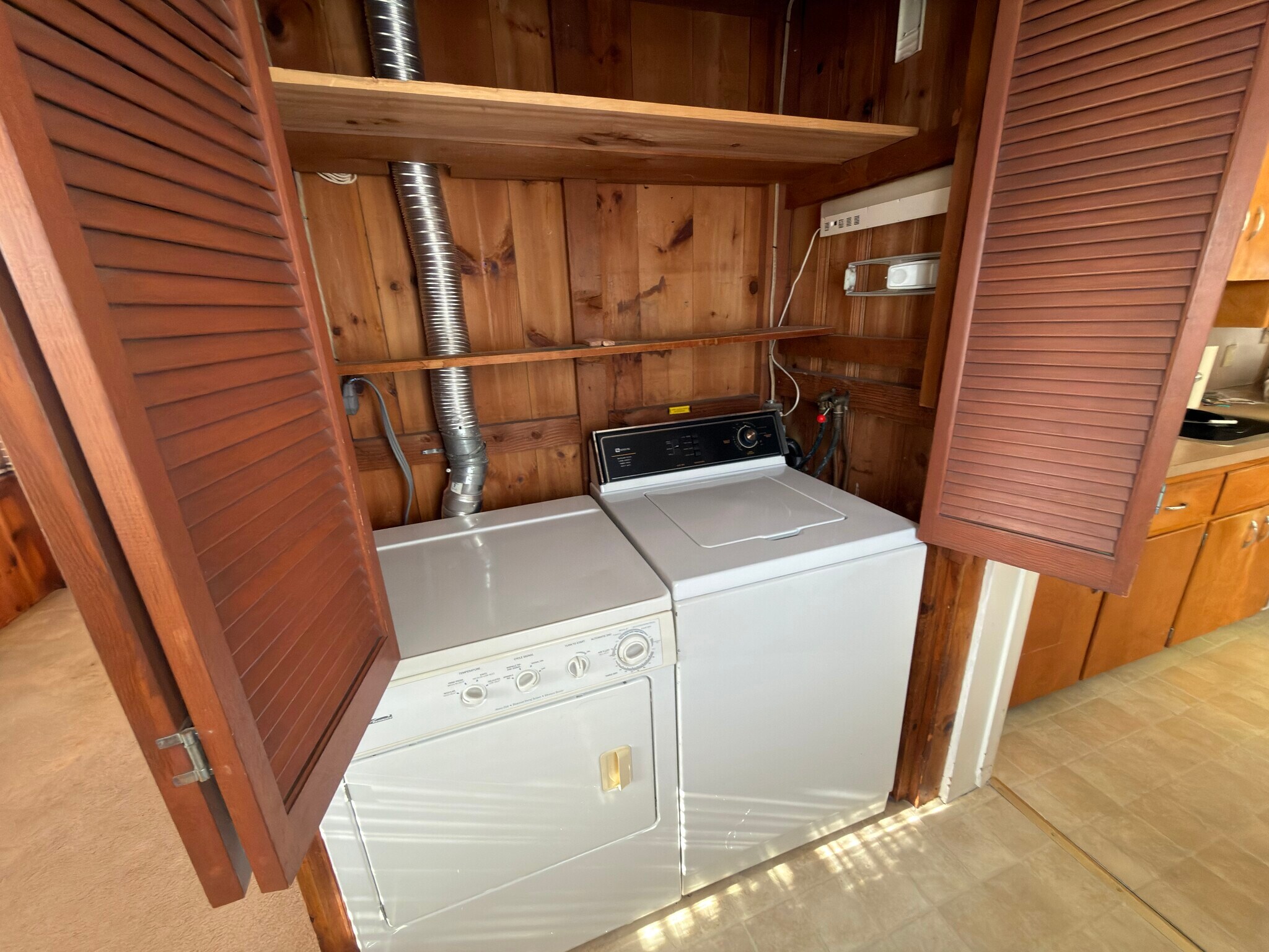 Washer and Dryer - 128 E North St