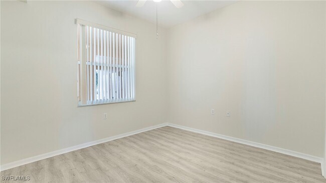 Building Photo - 8600 Cedar Hammock Cir