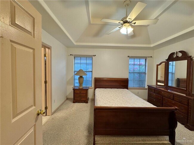 Building Photo - 28 S 32nd St