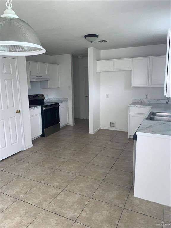 Building Photo - 4205 Santa Lucia St