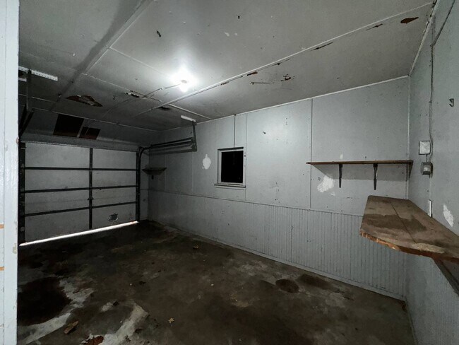 Building Photo - 3401 S Arlington Ave